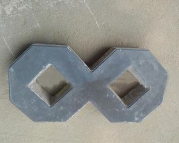 八字形青灰色植草磚